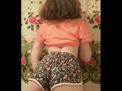 ❤️ 性感的年輕寶貝在相機上脫掉她的短褲 性愛視頻 在我們這裡 zh-tw.sextoysformen.xyz ❤